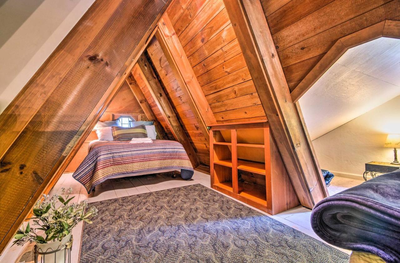 Serene Todd Getaway With Private Pond And Creek Views! Luaran gambar